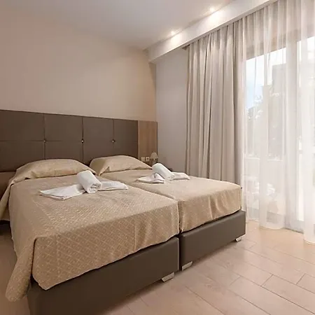 Saint George Hotel 3*