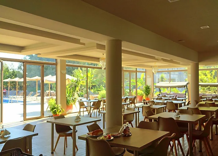 Saint George 3* Archangelos (Rhodes)