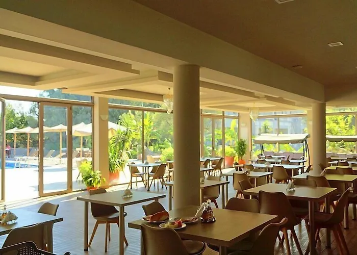 Saint George Hotel 3*