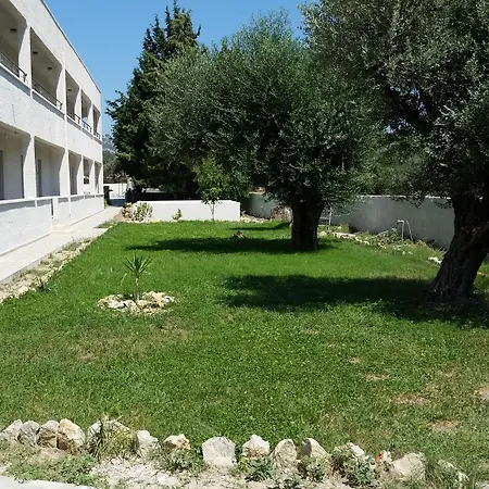 Saint George 3* Archangelos (Rhodes)