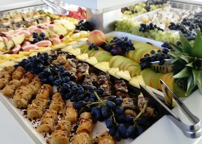 מלון Saint George ארכאנגלוס